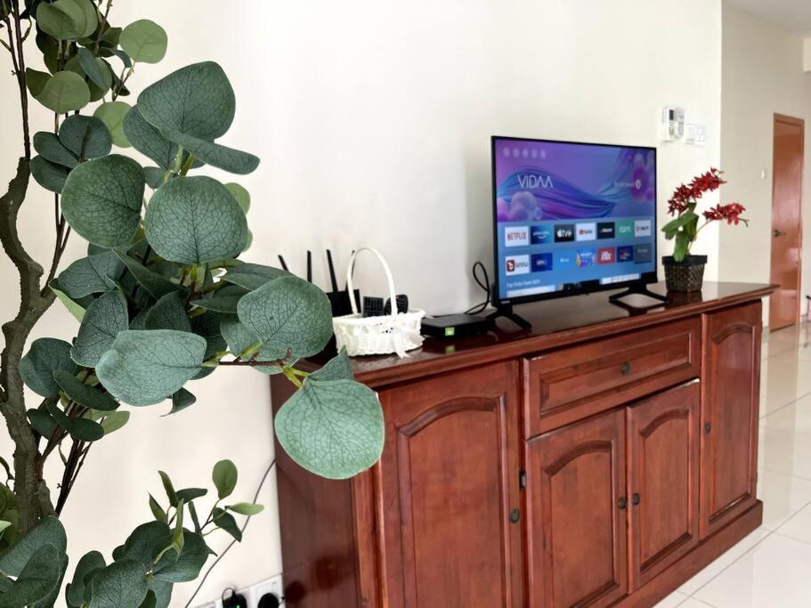 Homestay Ttdi Adina 710 Shah Alam,Sek 13,Msu,3Bedroooms מראה חיצוני תמונה