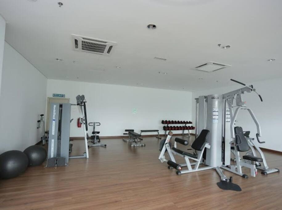 Homestay Ttdi Adina 710 Shah Alam,Sek 13,Msu,3Bedroooms מראה חיצוני תמונה