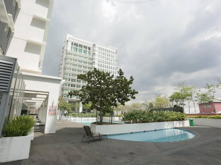 Homestay Ttdi Adina 710 Shah Alam,Sek 13,Msu,3Bedroooms מראה חיצוני תמונה